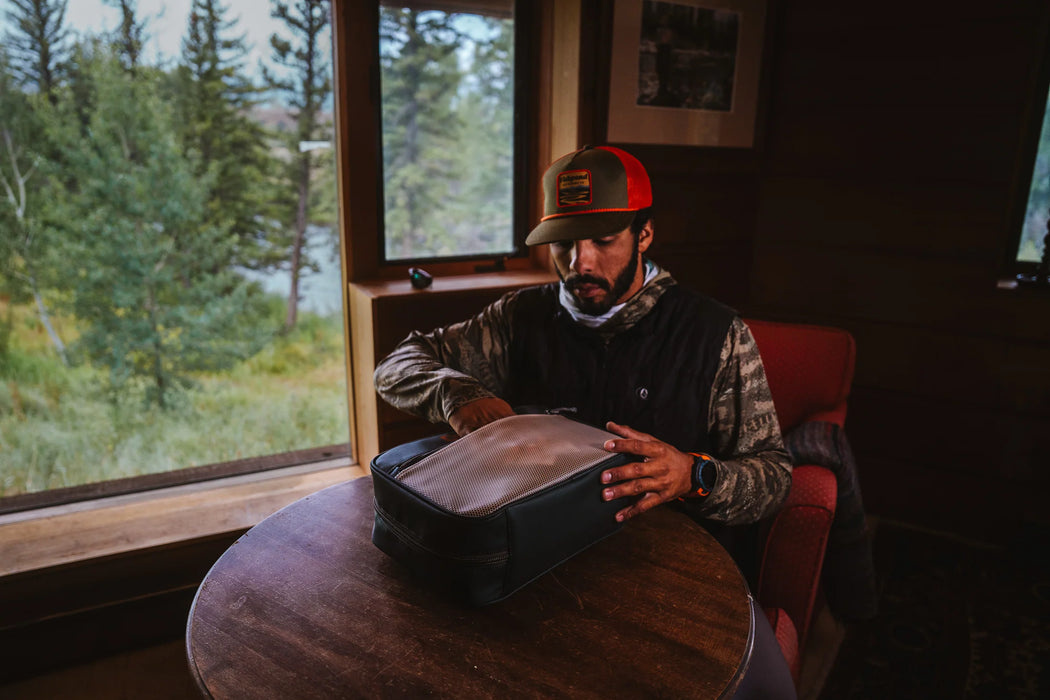 Fishpond Backwater Fly Tying Kit