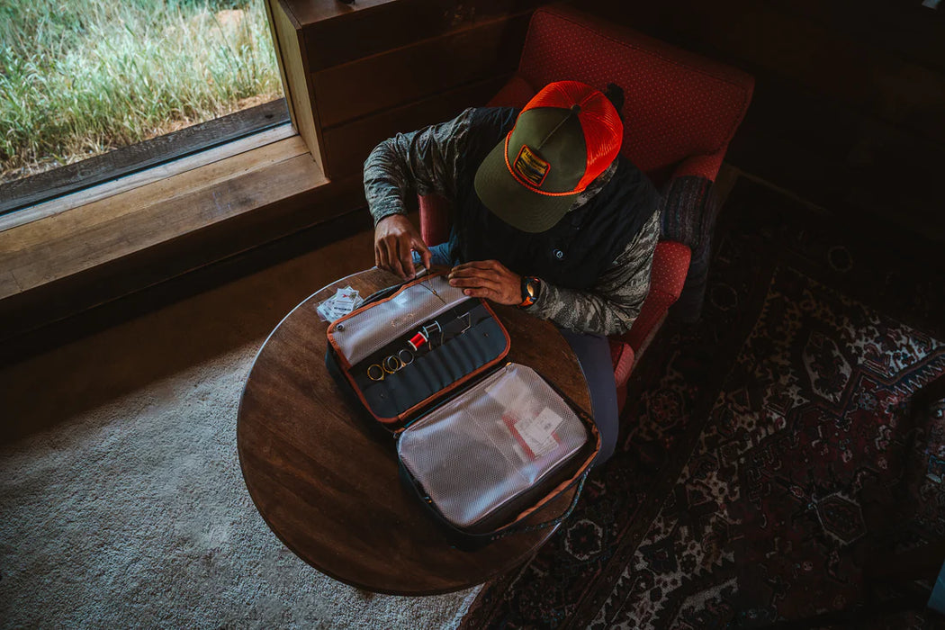 Fishpond Backwater Fly Tying Kit