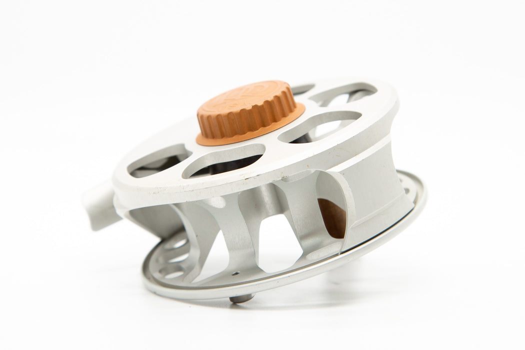 Ross Cimarron 5/6 Fly Reel – Matte Platinum (Used)